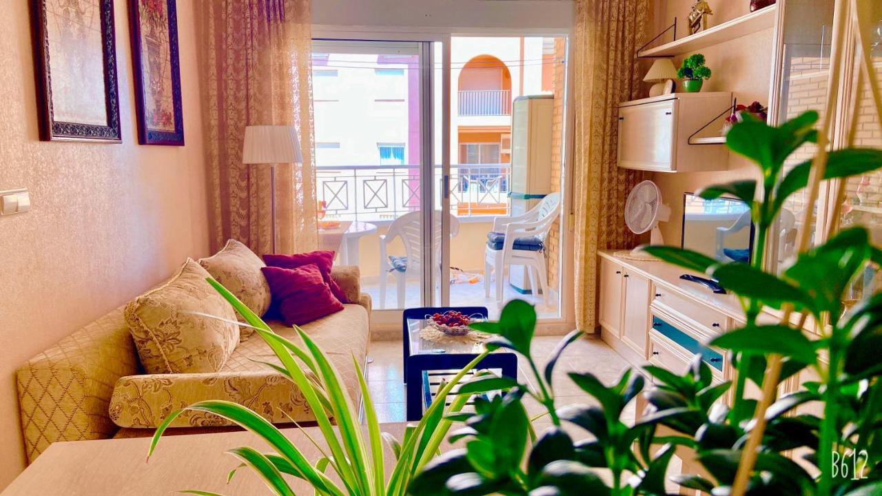 Beautiful Apartment Near Playa De Los Locos Torrevieja Exterior photo